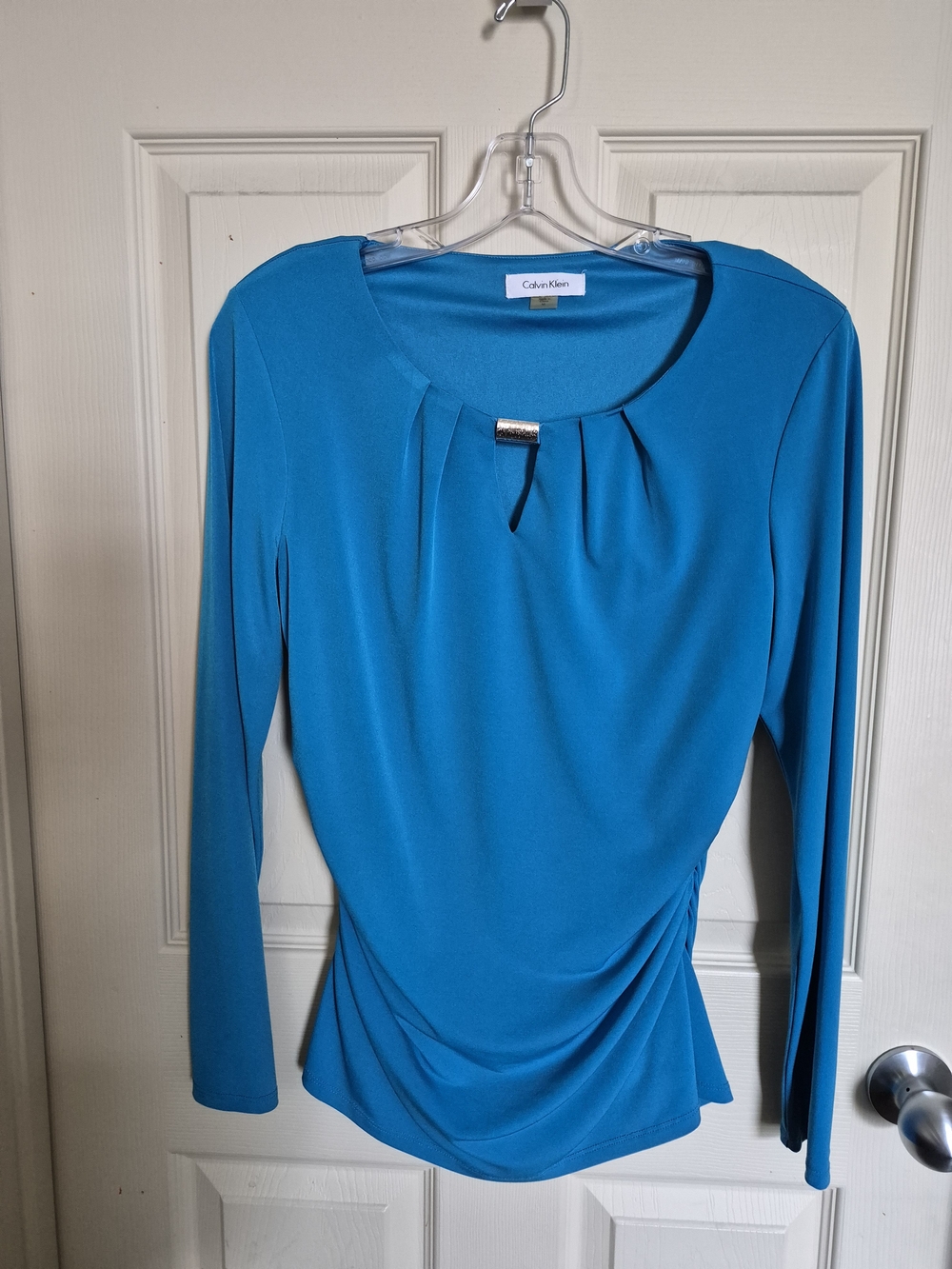 Size M Calvin Klein Turquoise Long-Sleeve Pleated Neck Top